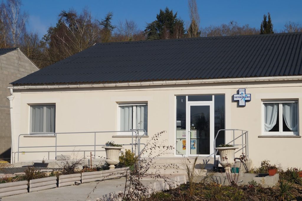 Extérieur de la Clinique Vétérinaire RAMJA à Neuvy-sur-Loire